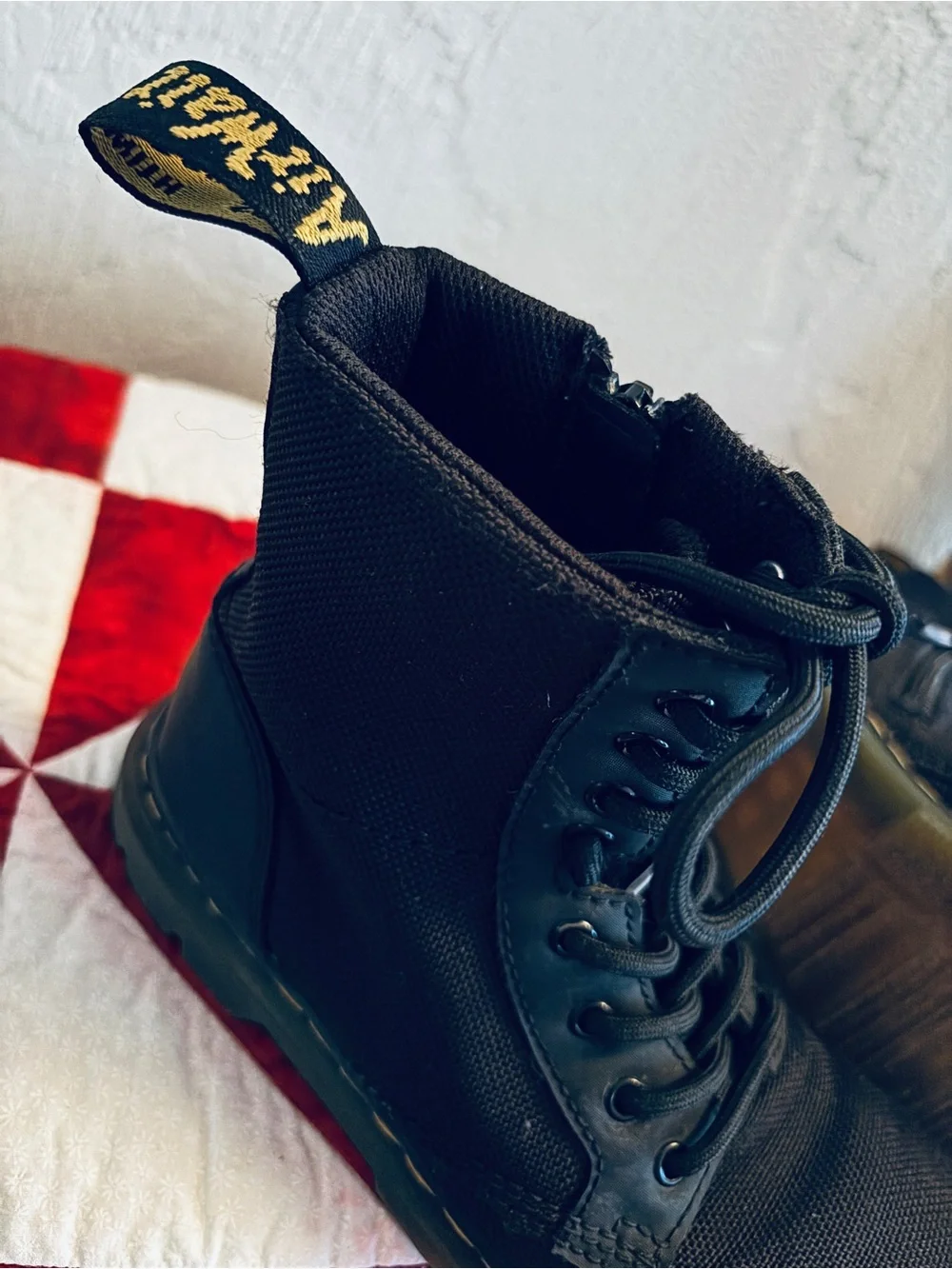 Dr. Martens dm utility